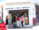 La Madre Esperanza ya hace tortillas...mexicanas